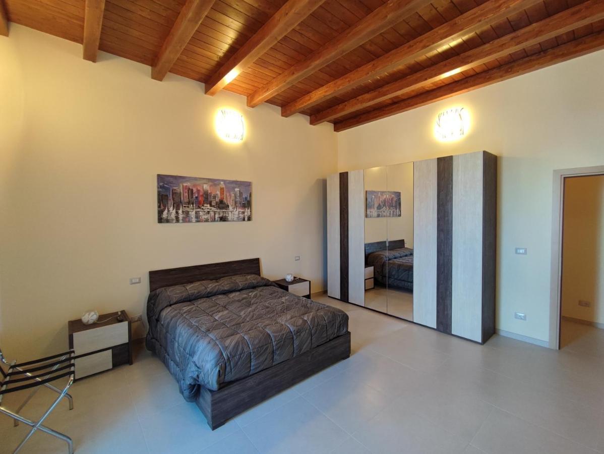 In Centro Rooms And Apartments Isola di Liri Kültér fotó