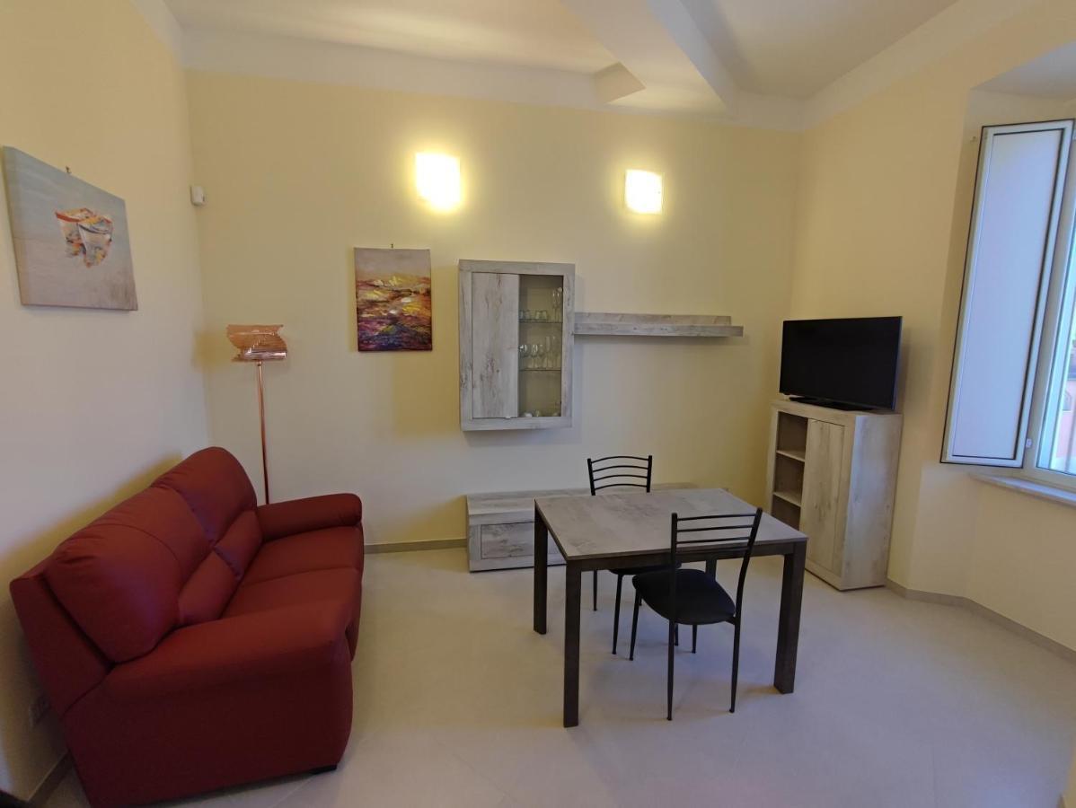 In Centro Rooms And Apartments Isola di Liri Kültér fotó