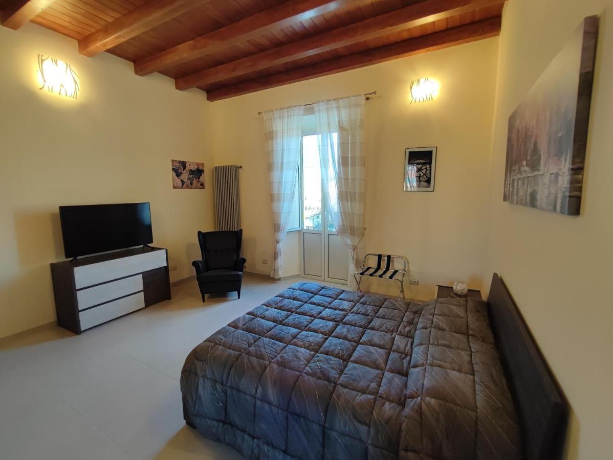 In Centro Rooms And Apartments Isola di Liri Kültér fotó