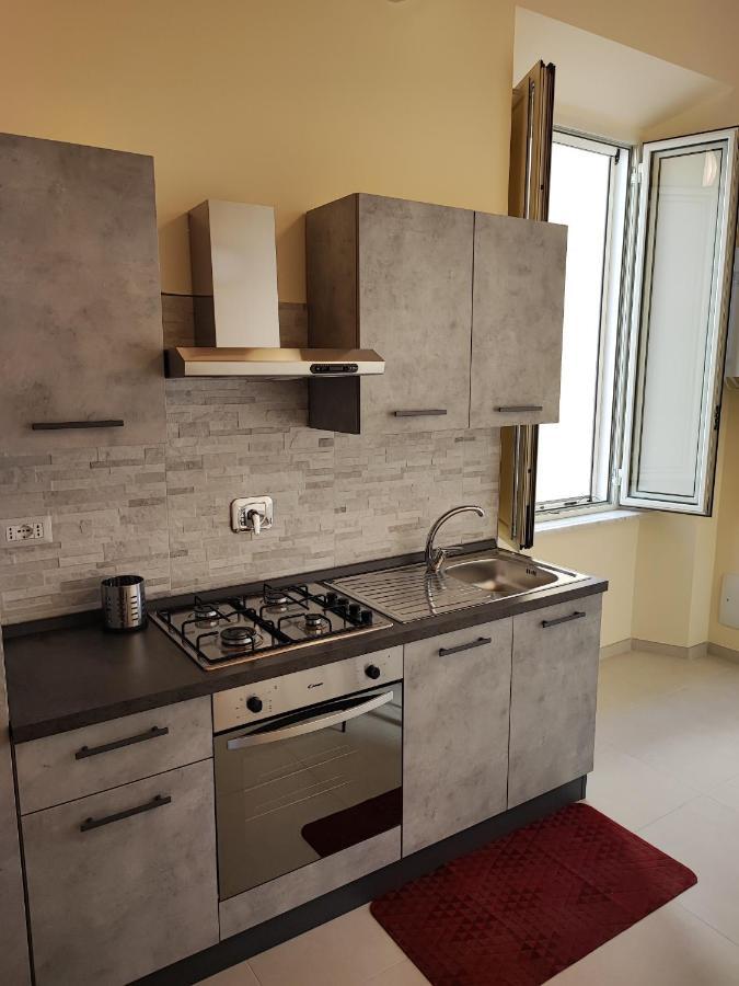 In Centro Rooms And Apartments Isola di Liri Kültér fotó