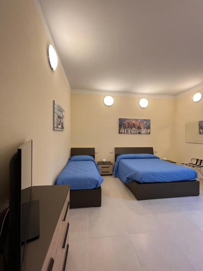 In Centro Rooms And Apartments Isola di Liri Kültér fotó