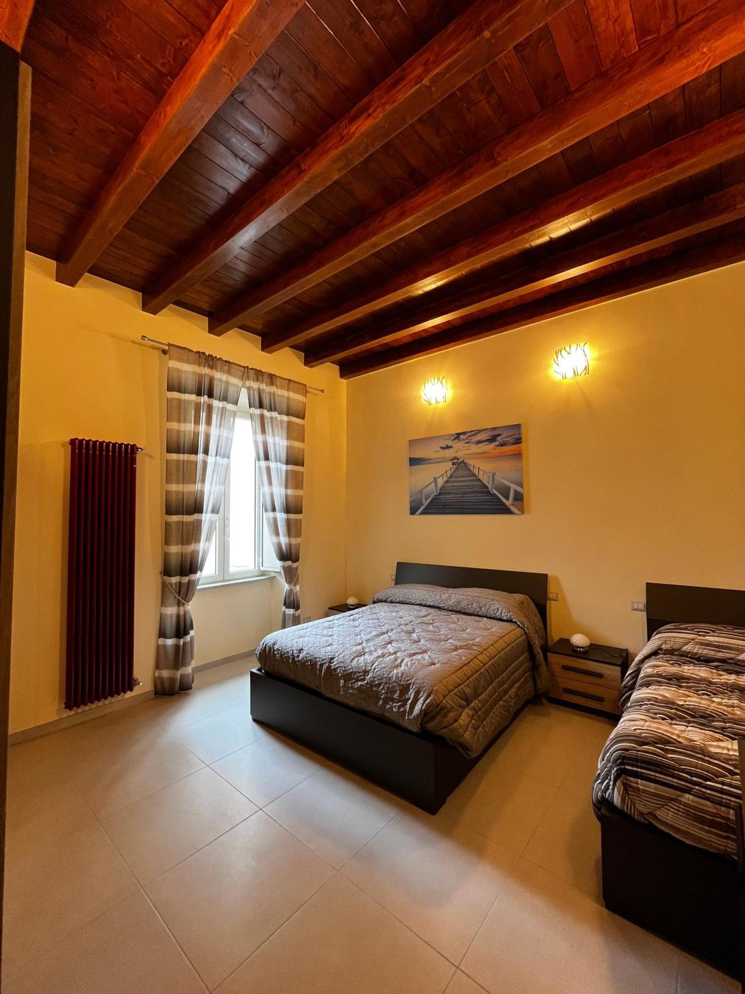 In Centro Rooms And Apartments Isola di Liri Kültér fotó