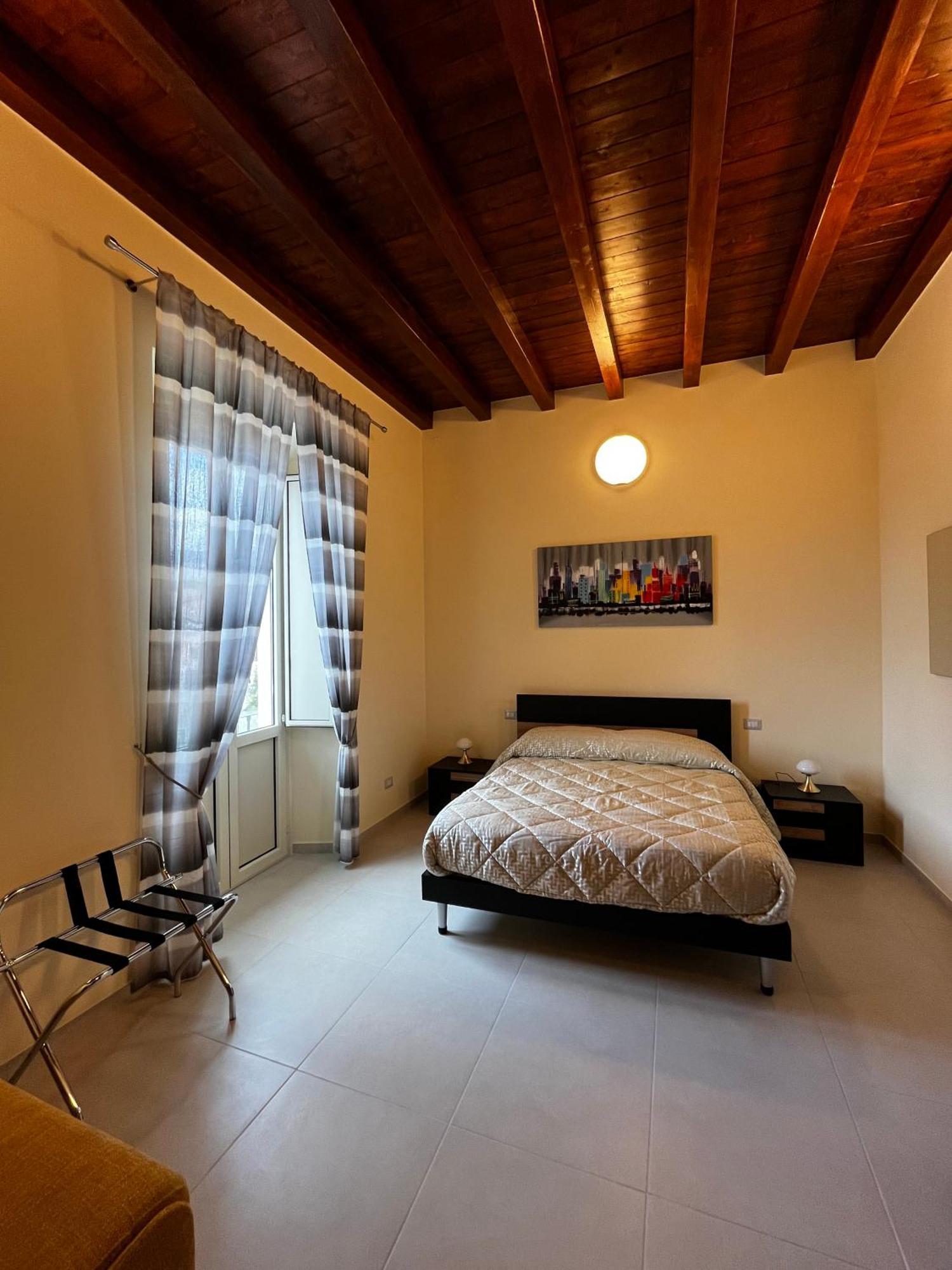 In Centro Rooms And Apartments Isola di Liri Kültér fotó